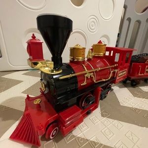 Disneyland Resort Mickey & Friends Disney Railroad Train Set